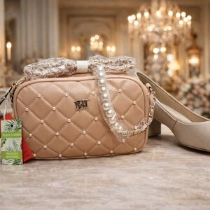 Elegant Badgley Mischka Organic Leather Quilted Handbag with Pearl Accents